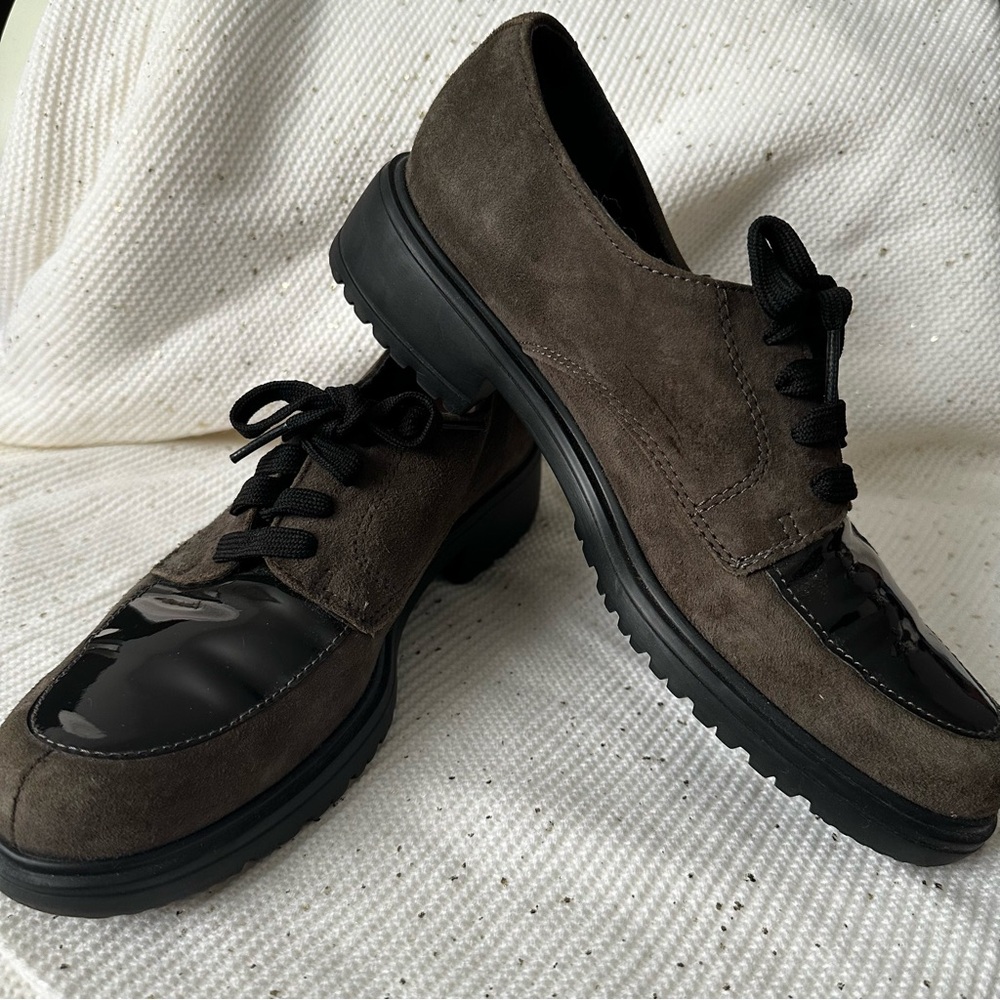 Munro Veranda Suede & Patent Leather Oxford Shoes – Gray/Black Women's Size 8.5M